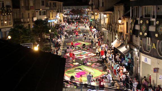 Segredos florais tan inmateriais como as alfombras do Corpus de Ponteareas