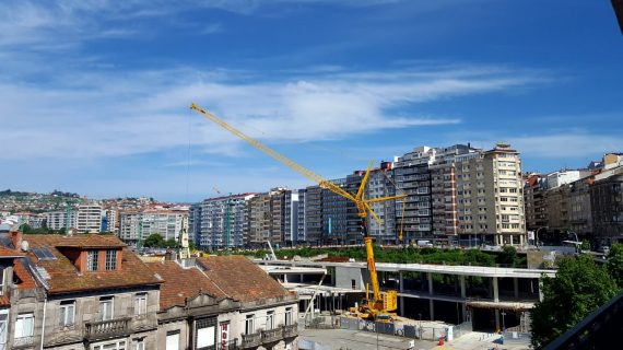 El parking del Centro Comercial Vialia Vigo permitirá entrar y salir sin ticket y tendrá un servicio de prepago