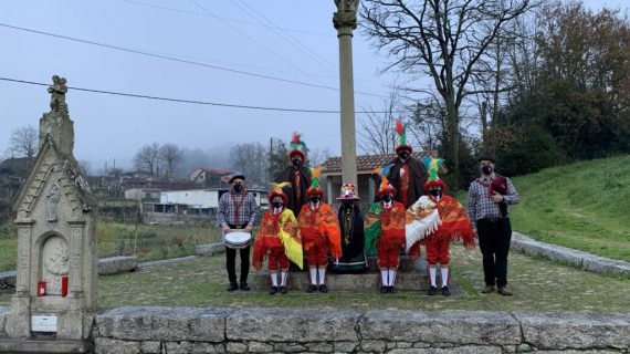 O relevo xeracional asegúrase coa estrea do Rancho Infantil da Feira