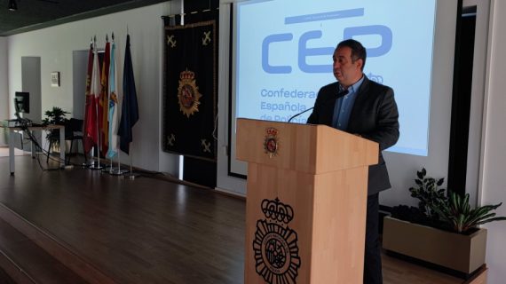 La Confederación Española de Policía CEP critica la discriminación prevista para Galicia por el Gobierno en materia de seguridad, donde no enviará nuevos agentes para reponer a los que se van