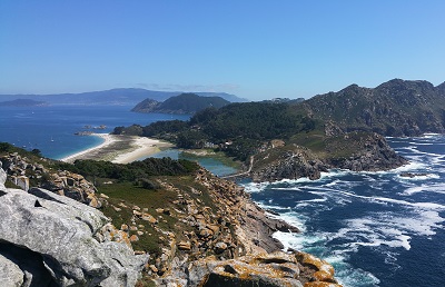 Una treintena de profesionales del Parque Nacional de las Islas Atlánticas recibe formación para atender emergencias y evacuaciones sanitarias