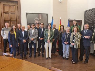 La Xunta presenta en la reunión del Observatorio Nacional de Artesanía que se celebra en Gijón su estrategia pionera para garantizar el relevo generacional en el sector