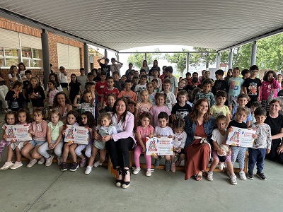 La Xunta alaba la labor del CEIP Plurilingüe de Domaio en el fomento de la economía social al recibir cuatro primeros premios del certamen “Cooperativismo en la enseñanza”