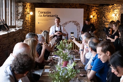 El Corazón de la Artesanía de Agolada promoverá en esta edición la incorporación de la Artesanía de Galicia en el ámbito de la gastronomía